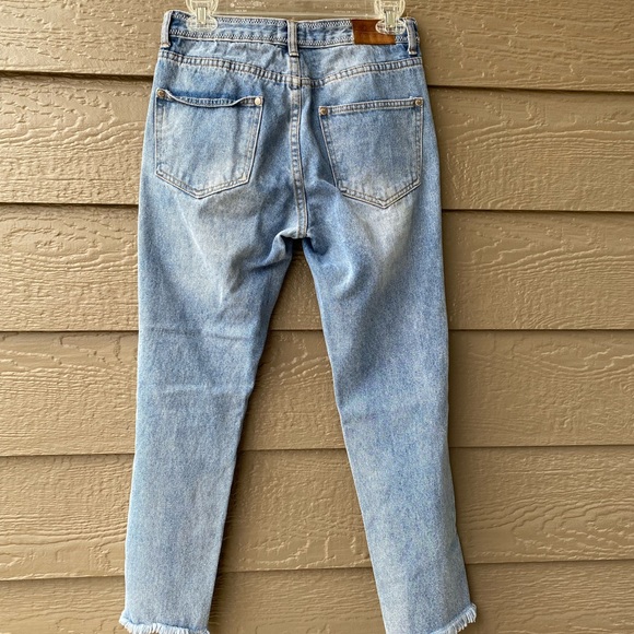 Vici P.O.L premium denim medium wash distressed raw hem jeans size small - Picture 2 of 16